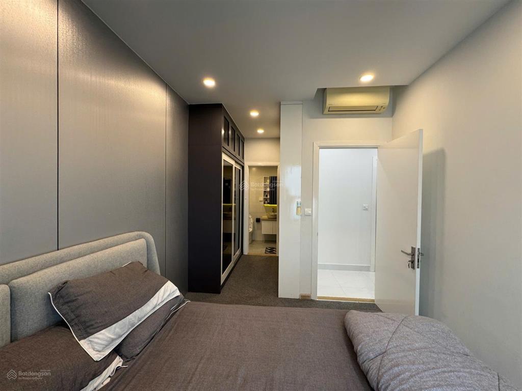 Hot hot hot sunrise riverside 70m2, 2pn 2wc, tầng cao hướng đông view sôngphú mỹ hưng.