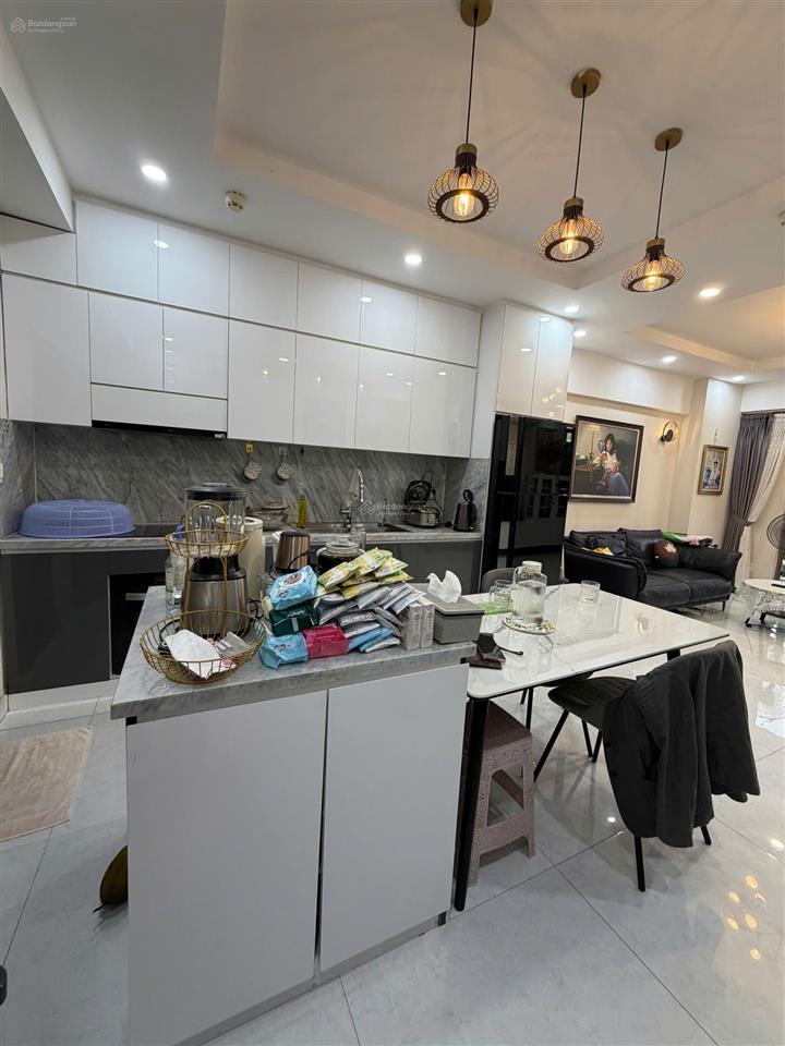 Hot hot căn hộ chung cư 104m2 tại saigon south residences, nhà đẹp, view đẹp, nội thất cao cấp