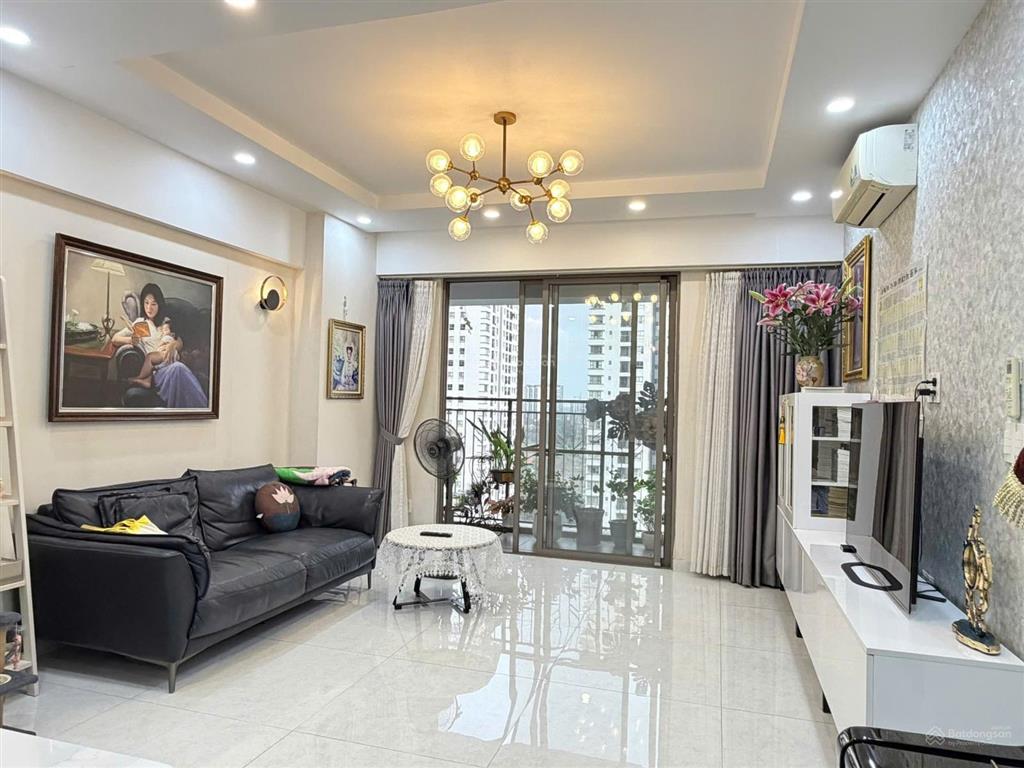 Hot hot căn hộ chung cư 104m2 tại saigon south residences, nhà đẹp, view đẹp, nội thất cao cấp