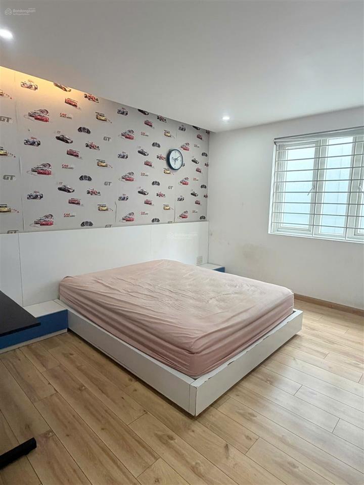 Bán nhà mặt phố tại nam quang 2, 111m2, 4pn + 6wc, giá thương lượng