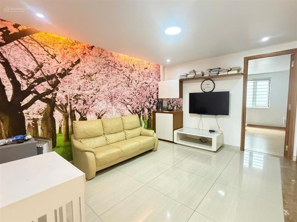 Bán nhà mặt phố tại nam quang 2, 111m2, 4pn + 6wc, giá thương lượng
