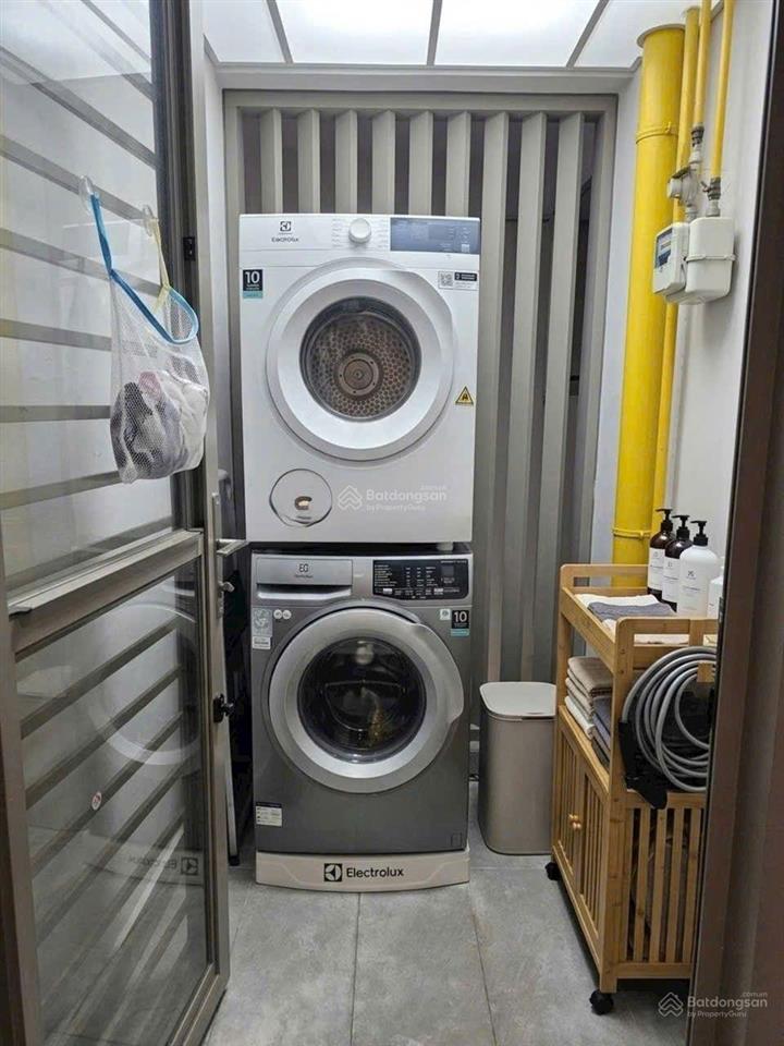 Hot hot hot bán căn hộ giá tốt saigon south residences 5,2 tỷ, 71m2, tầng cao