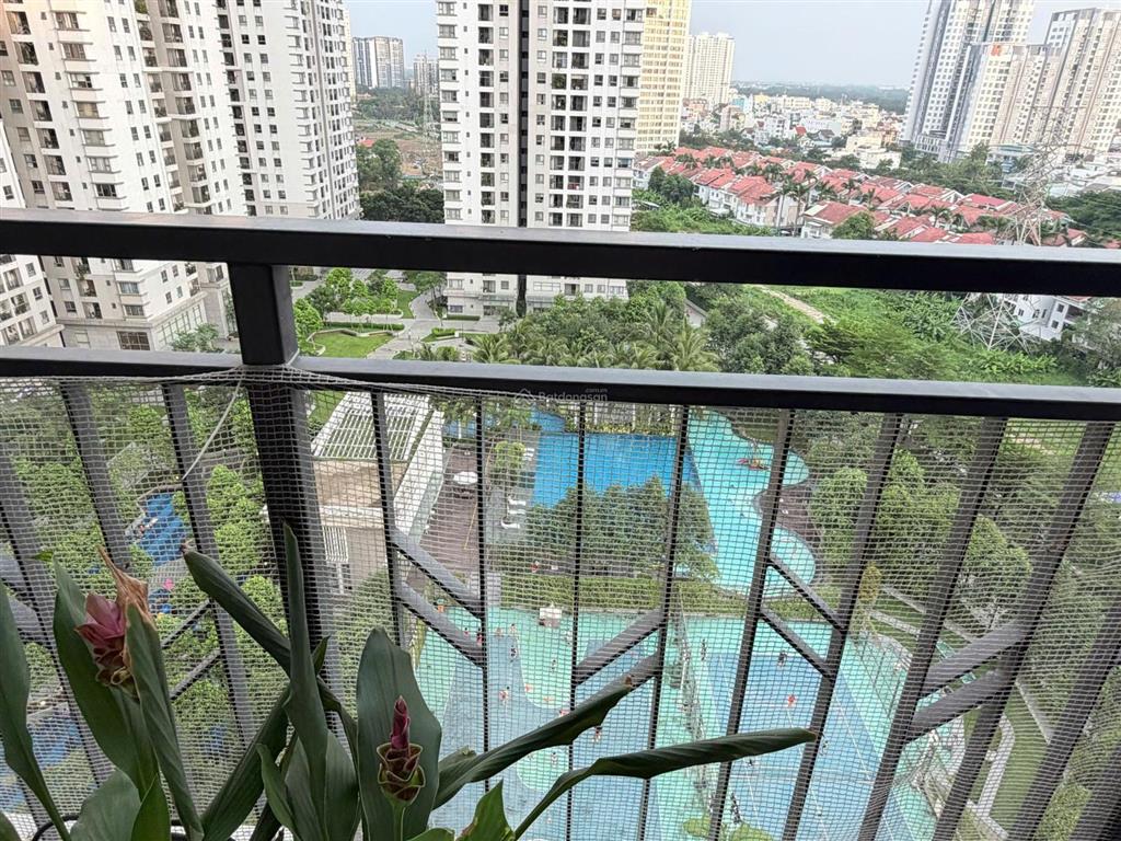Hot hot căn hộ 104m2 tại saigon south residences, nhà đẹp, view đẹp, nội thất cao cấp, có ô xe ô tô