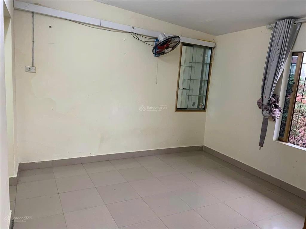 Cần cho thuê căn hộ tầng 5  nghĩa tân, cầu giấy, hn, dt 70m², giá 7,5 tr/tháng