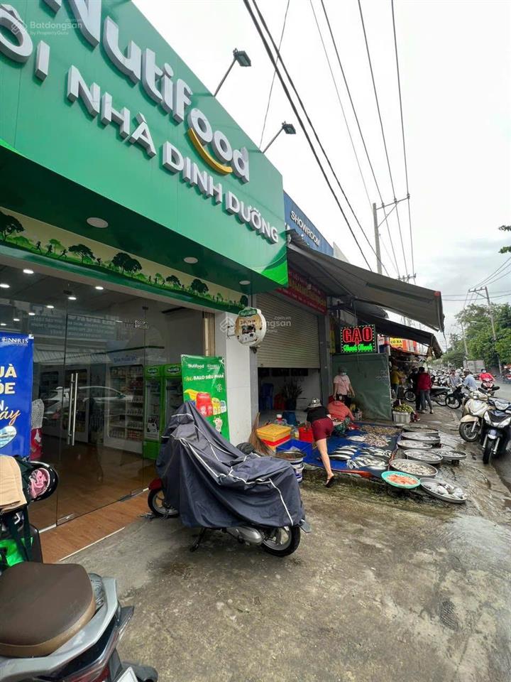 Cần bán căn nhà trệt, lầu, mặt tiền đường bùi công trùng, phường thạnh xuân, q12