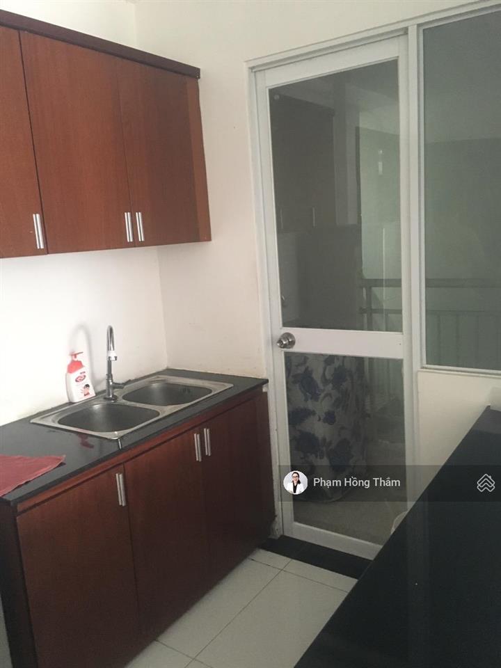 Bán căn hộ giai việt 82m2, 2pn, 2wc, nội thất cơ bản, có sổ hồng, giá 4.3 tỷ.  0933 888 ***  thắm