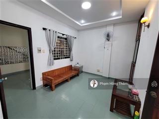 Bán căn hộ cc khiêm khải, dt 62m2, 1pn, 1wc, có nội thất, giá bán chốt 2.75 tỷ.  0933 888 ***