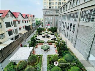 Cần bán căn hộ cao cấp oficetel sài gòn mia  trung sơn, dt 38m2, giá 2.6 tỷ.  0933 888 ***  thắm