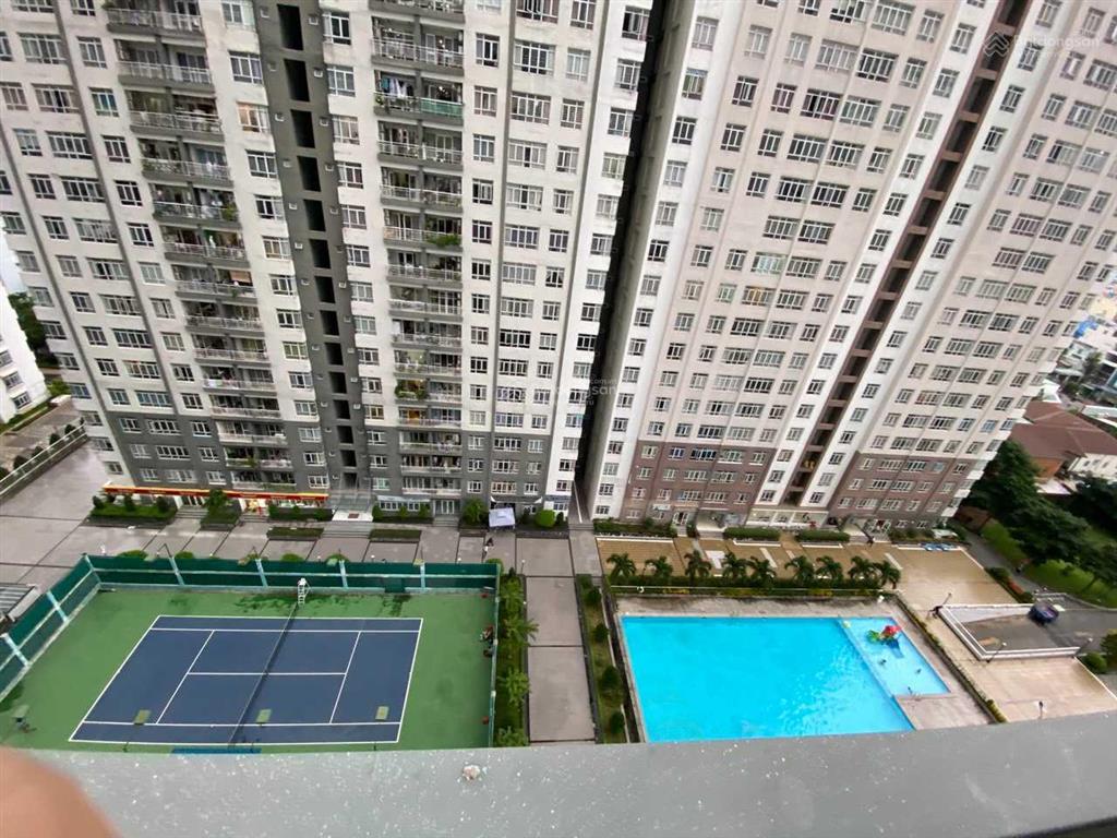 Bán căn hộ central premium dt 48m2, tầng cao, view đẹp, tiện ở, làm văn phòng công ty, giá 3 tỷ.