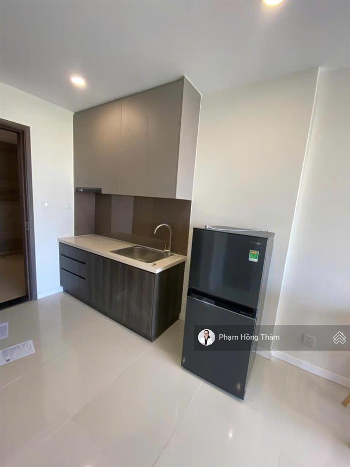 Cho thuê căn hộ officetel lavida plus, dt 36m2, tầng cao, có nội thất, giá 9.5tr/th.  0933 888 ***