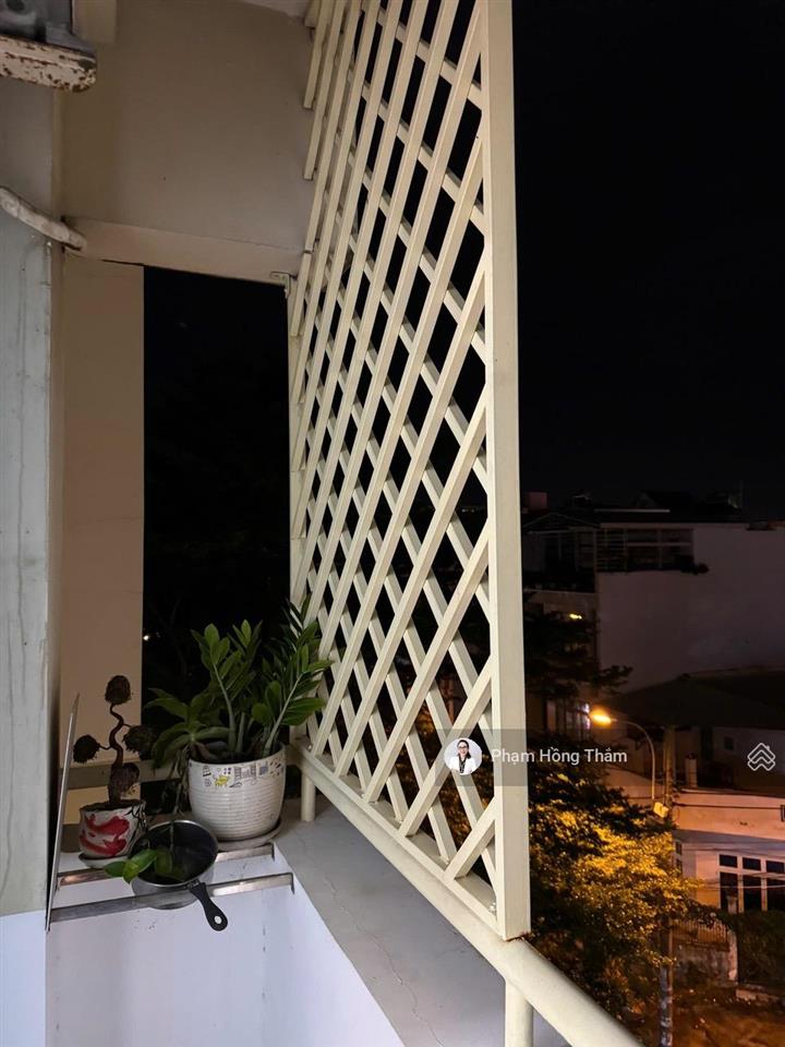 Bán căn hộ chung cư thanh nhựt, dt74m2, 2pn, 2wc, sổ hồng, có nội thất, giá 2,18 tỷ.  0933 888 ***