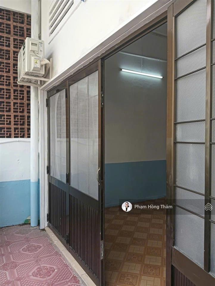 Cho thuê căn hộ đỗ ngọc thạnh, p. chợ lớn, dt 80m2, 4pn, 2wc, giá 8 tr/th.  0933 888 ***  thắm