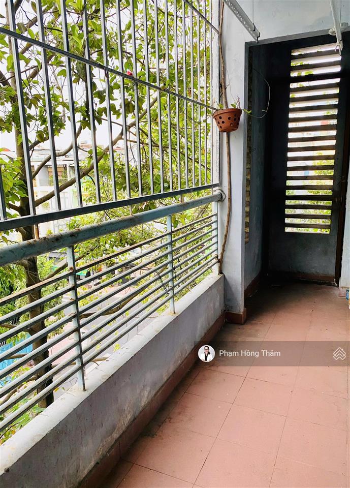 Cho thuê căn hộ him lam ba tơ p. bình đông, dt70m2, 2pn, 1wc, nhà trống, ở ngay.  0933 888 ***