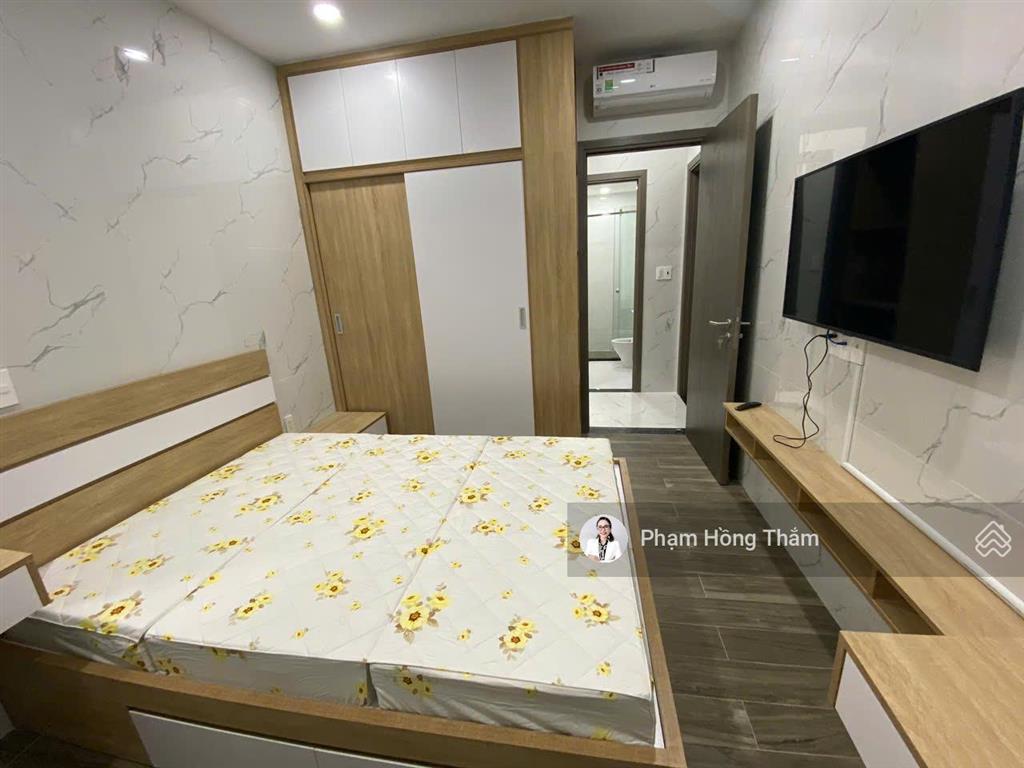 Bán căn hộ central premium, dt 97m2, 3pn, 2wc, tầng cao, có nội thất, giá 6.1 tỷ.  0933 888 ***