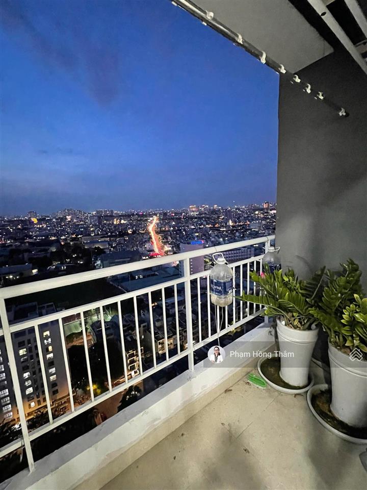 Bán căn hộ giai việt, dt 78m2, 2pn, 2wc, view cao đẹp, số hồng, giá 4.4 tỷ.  0933 888 ***  ms thắm