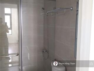 Cho thuê căn hộ central premium, dt 58m2, 2pn, 1wc, có một số nội thất, giá 12 tr/th.  0933 888 ***