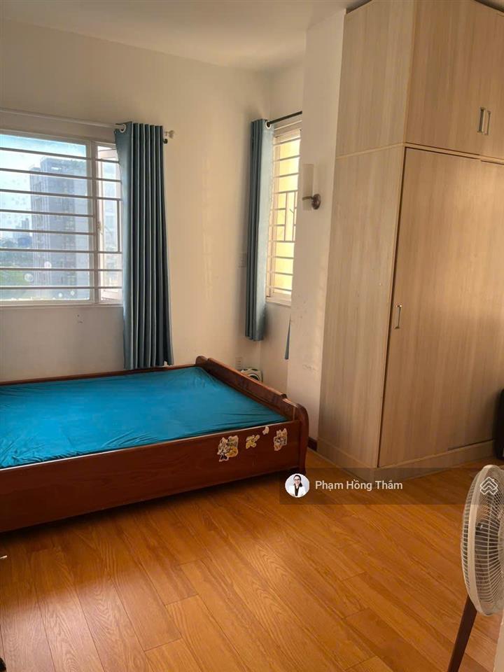 Bán căn hộ khánh hội 2  bến vân đồn, dt 82.5m2, 2pn, 2wc, sổ hồng, nội thất.  0933 888 ***  thắm