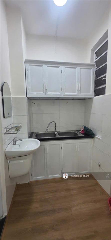 Cần bán căn hộ chung cư nguyễn kim, dt50m2, 2pn, 1wc, nhà sạch đẹp, giá 2.75 tỷ.  0933 888 *** thắm