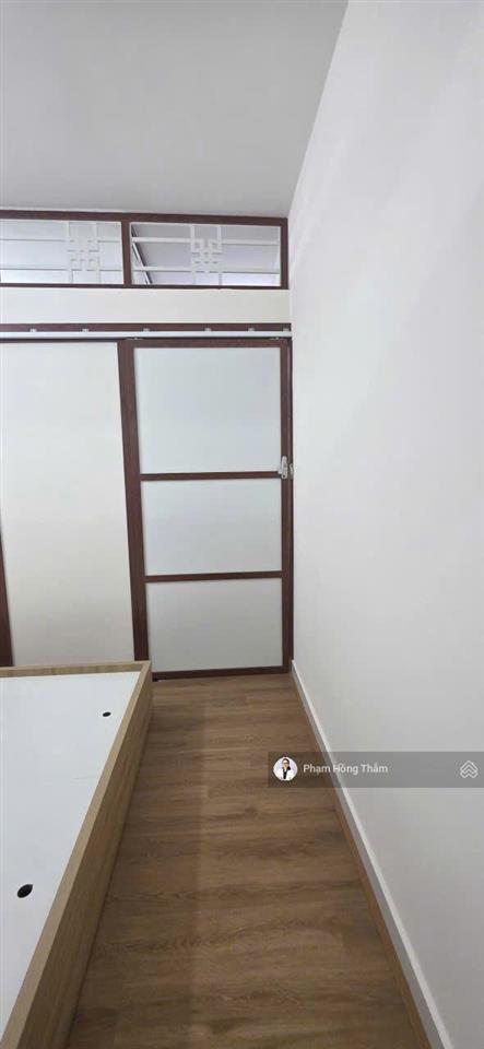 Cần bán căn hộ chung cư nguyễn kim, dt50m2, 2pn, 1wc, nhà sạch đẹp, giá 2.75 tỷ.  0933 888 *** thắm