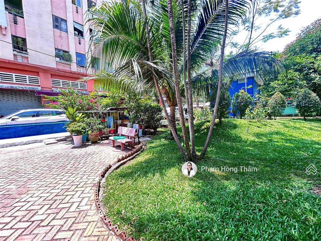 Bán căn hộ chung cư 52 phạm hùng, dt 49m2, 2pn, 1wc, sổ hồng, giá 2.8 tỷ.  0933 888 ***  c thắm