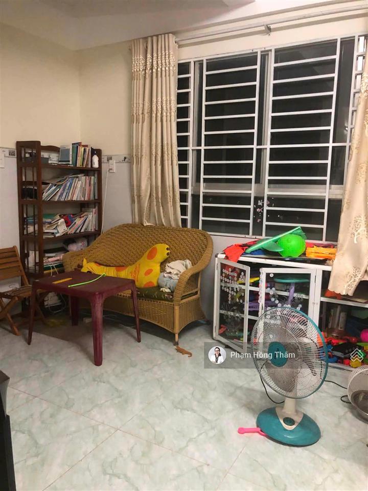Bán căn hộ chung cư bông sao block a, dt 49m², 1pn, 1wc, nội thất giá 2,65 tỷ.  0933 888 *** thắm