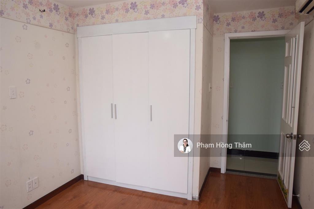 Bán căn hộ giai việt, dt 150m², 3pn, 3wc, nhà trống, view đẹp, sổ hồng, giá 6,45 tỷ.  0933 888 ***