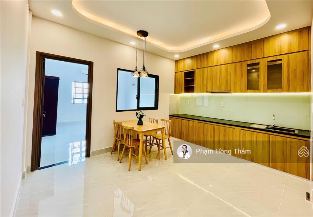 Bán căn hộ c/c phú lợi p7, q8, dt 44m2, 1pn, 1wc, giá 1,69 tỷ, có sổ hồng.  0933 888 ***  ms thắm