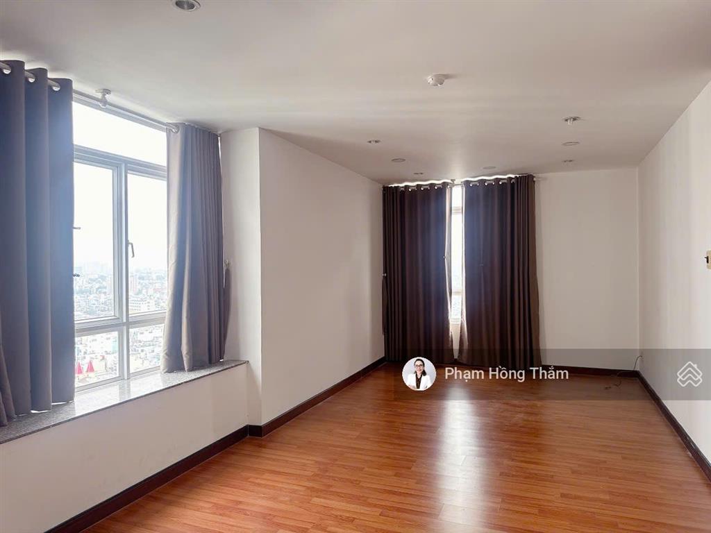 Cho thuê ch giai việt, dt 150m2, 3pn, 2wc, có ntcb, tầng cao, view đẹp, giá 15.5tr/th. 0933 888 ***