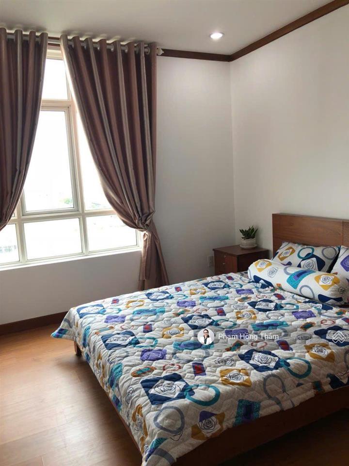 Cho thuê căn hộ giai việt 115m², 2pn, 2wc, đủ nội thất, giao ngay, giá 13,5 tr/th.  0933 888 ***