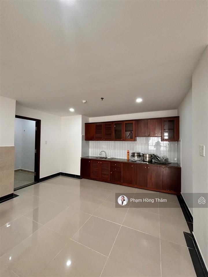 Bán ch giai việt duplex thông tầng, view hồ bơi, dt 230m2, 4pn, 3wc, sh, giá 8 tỷ.  0933 888 ***