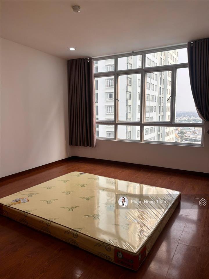 Bán ch giai việt duplex thông tầng, view hồ bơi, dt 230m2, 4pn, 3wc, sh, giá 8 tỷ.  0933 888 ***