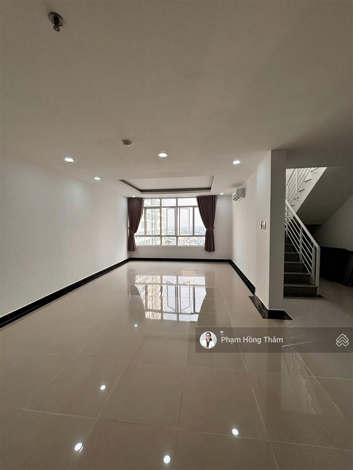 Bán ch giai việt duplex thông tầng, view hồ bơi, dt 230m2, 4pn, 3wc, sh, giá 8 tỷ.  0933 888 ***