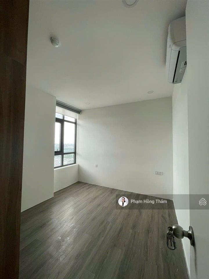 Cho thuê căn hộ central premium, dt 87m2 3pn, 2wc, nội thất cb, giá 17 triệu/th.  0933 888 *** thắm