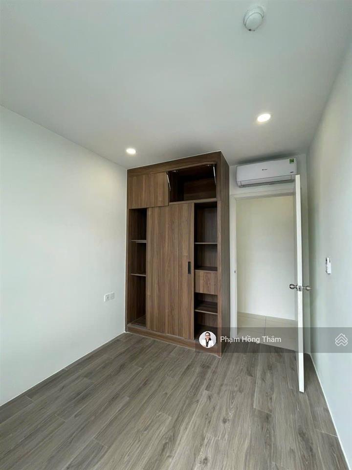 Cho thuê căn hộ central premium, dt 87m2 3pn, 2wc, nội thất cb, giá 17 triệu/th.  0933 888 *** thắm