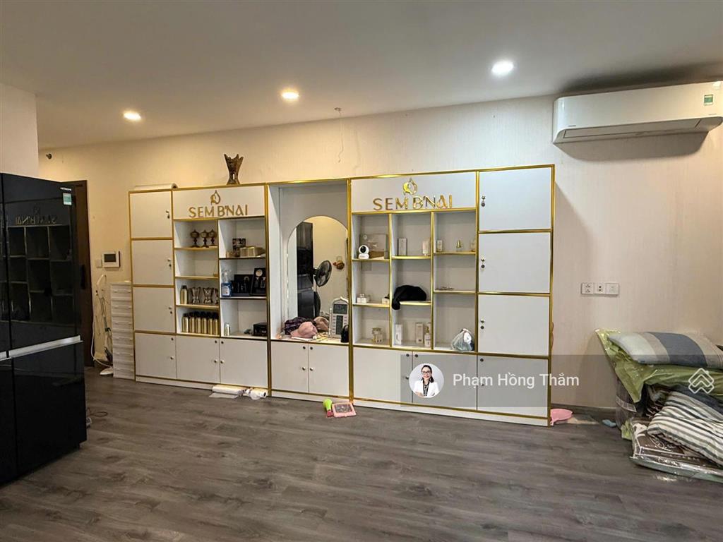 Cần bán căn hộ central premium, dt 97m2, 3pn, 2wc, tầng cao, giá 6.2 tỷ,  0933 888 ***  ms thăm