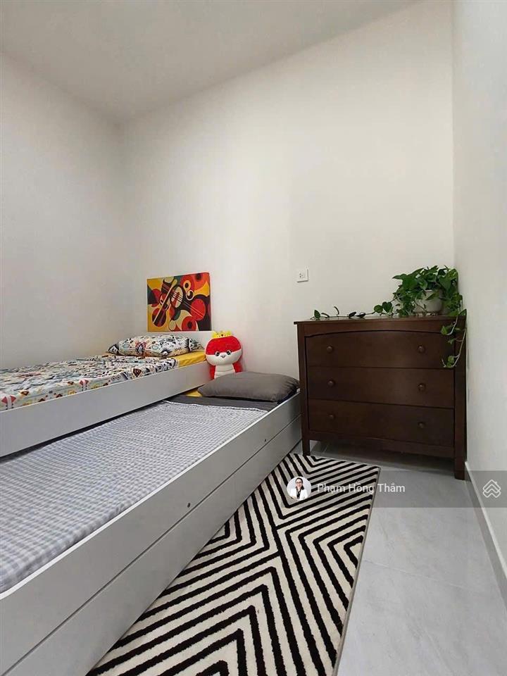 Cần bán căn hộ sunrise riverside, dt 50m2, 2pn, 1wc, có nội thất, giá 3,7 tỷ.  0933 888 *** thắm