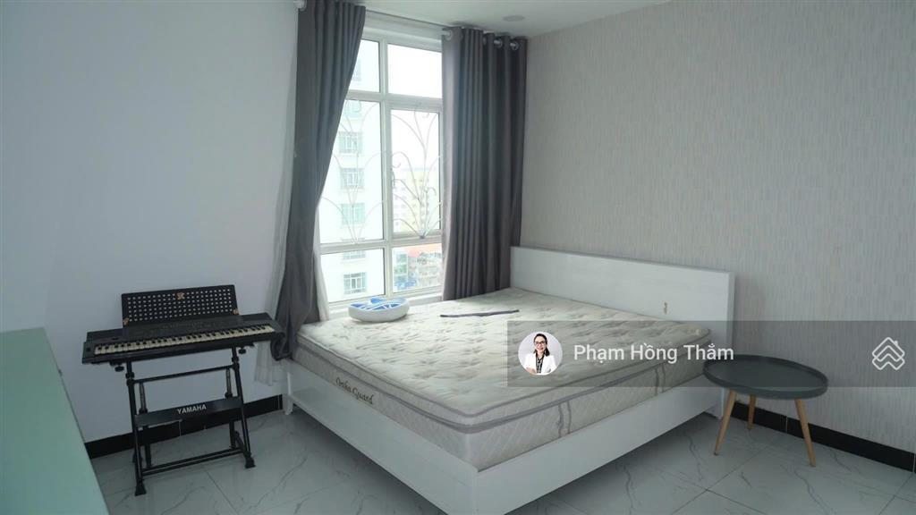 Bán ch giai việt duplex thông tầng, view hồ bơi, dt 215m², 5pn, 4wc, sh, giá 7,8 tỷ.  0933 888 ***