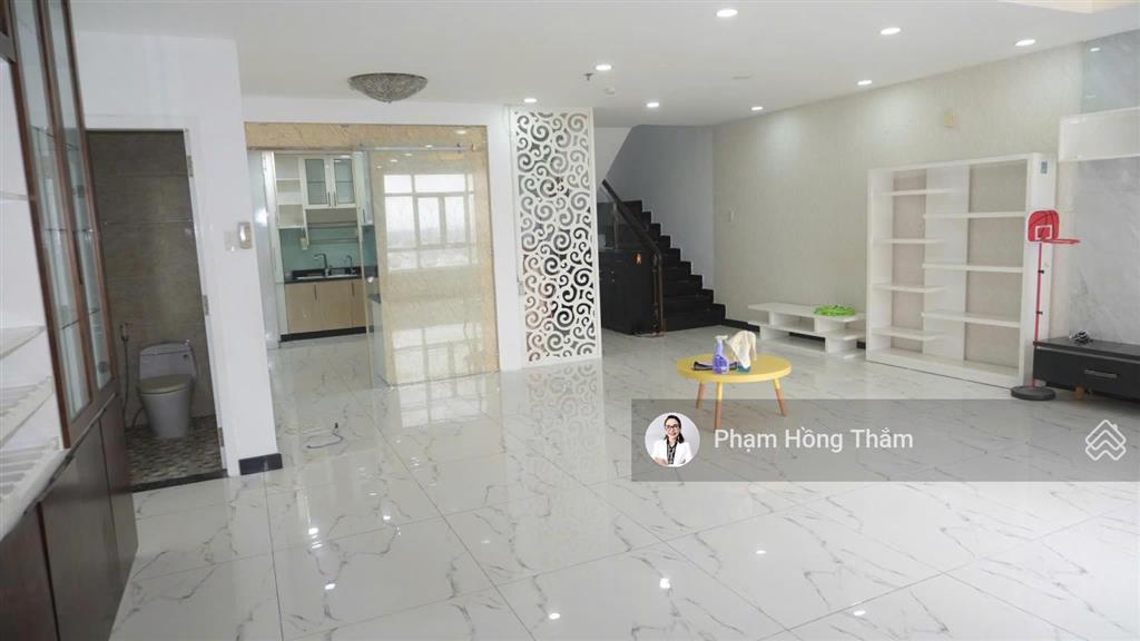 Bán ch giai việt duplex thông tầng, view hồ bơi, dt 215m², 5pn, 4wc, sh, giá 7,8 tỷ.  0933 888 ***