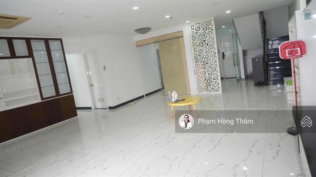 Bán ch giai việt duplex thông tầng, view hồ bơi, dt 215m², 5pn, 4wc, sh, giá 7,8 tỷ.  0933 888 ***