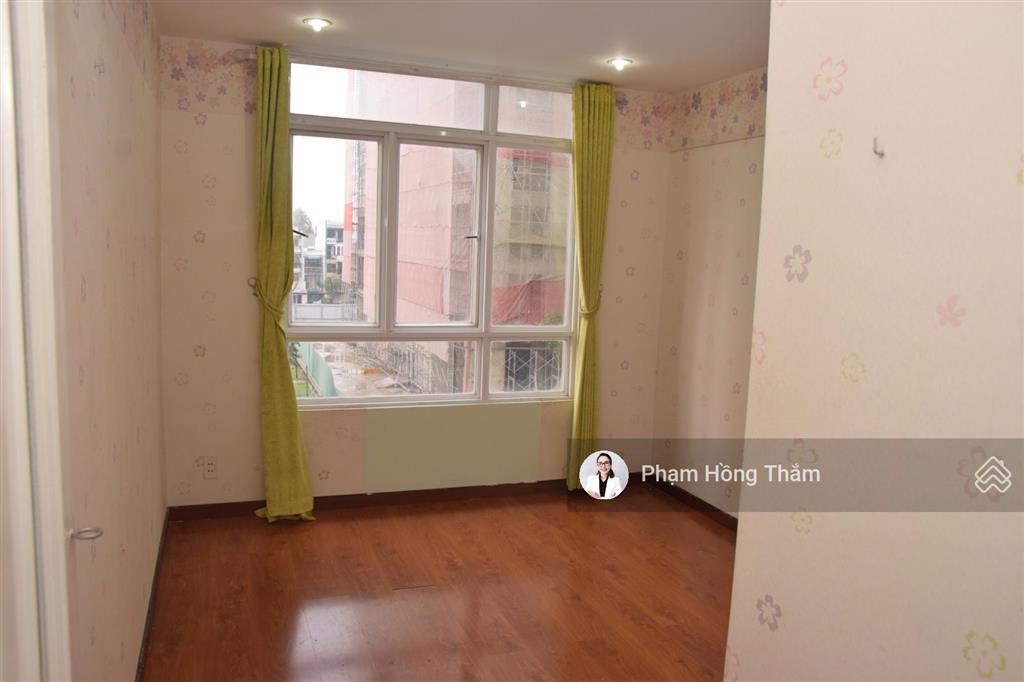 Bán căn hộ giai việt, dt 150m², 3pn, 3wc, nhà trống, view đẹp, sổ hồng, giá 6,45 tỷ.  0933 888 ***