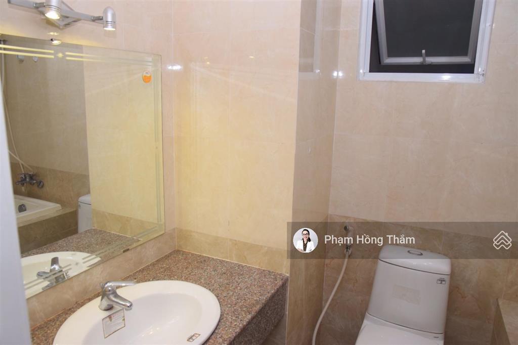 Bán căn hộ giai việt, dt 150m², 3pn, 3wc, nhà trống, view đẹp, sổ hồng, giá 6,45 tỷ.  0933 888 ***