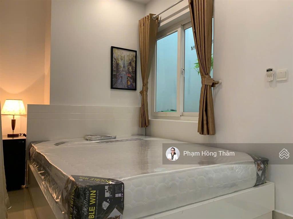 Cần bán căn hộ cao cấp oficetel sài gòn mia  trung sơn, dt 38m2, giá 2.6 tỷ.  0933 888 ***  thắm