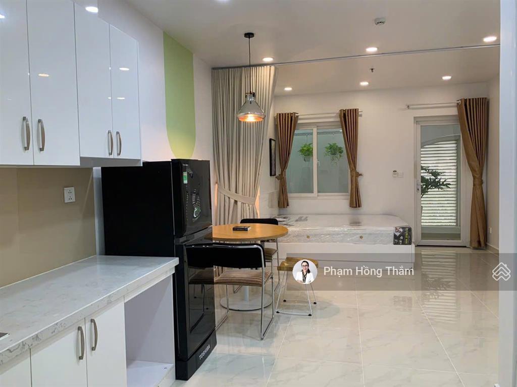 Cần bán căn hộ cao cấp oficetel sài gòn mia  trung sơn, dt 38m2, giá 2.6 tỷ.  0933 888 ***  thắm