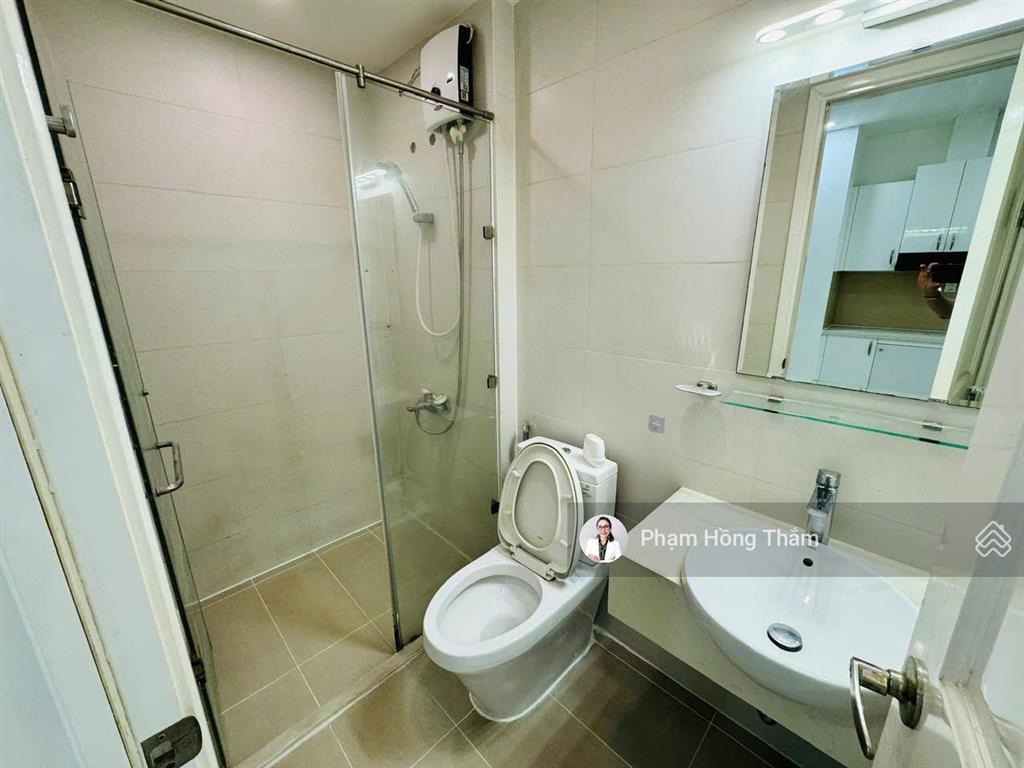 Cần bán căn hộ cao cấp oficetel sài gòn mia  trung sơn, dt 42m2, giá 2,75 tỷ.  0933 888 ***  thắm