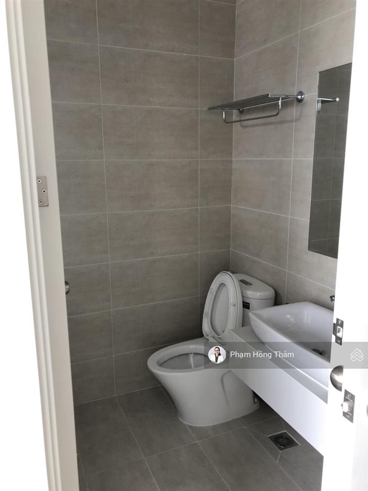 Bán căn hộ central premium, dt 73m2, 2pn, 2wc, nhà có nt cơ bản, giá 4.25 tỷ.  0933 888 *** ms thắm