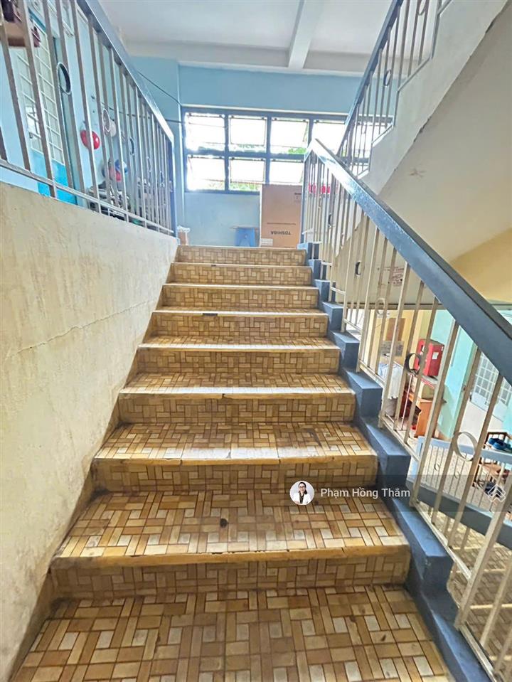 Cần bán căn hộ cc bùi minh trực, dt 44,5m2, 1pn, 1wc, sổ hồng, giá 1.9 tỷ,  0933 888 ***  ms thắm