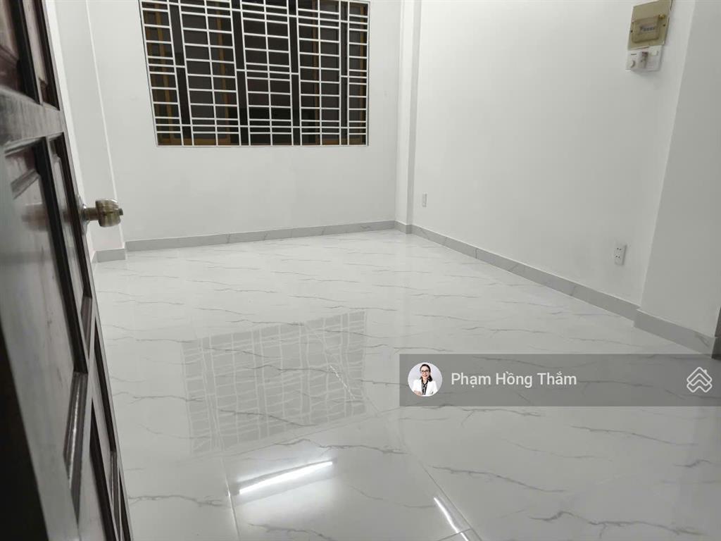Bán gấp căn hộ cc đồng diều, dt 61m2, 2pn, 1wc, nhà đẹp, sổ hồng, giá 2.75 tỷ.  0933 888 *** thắm