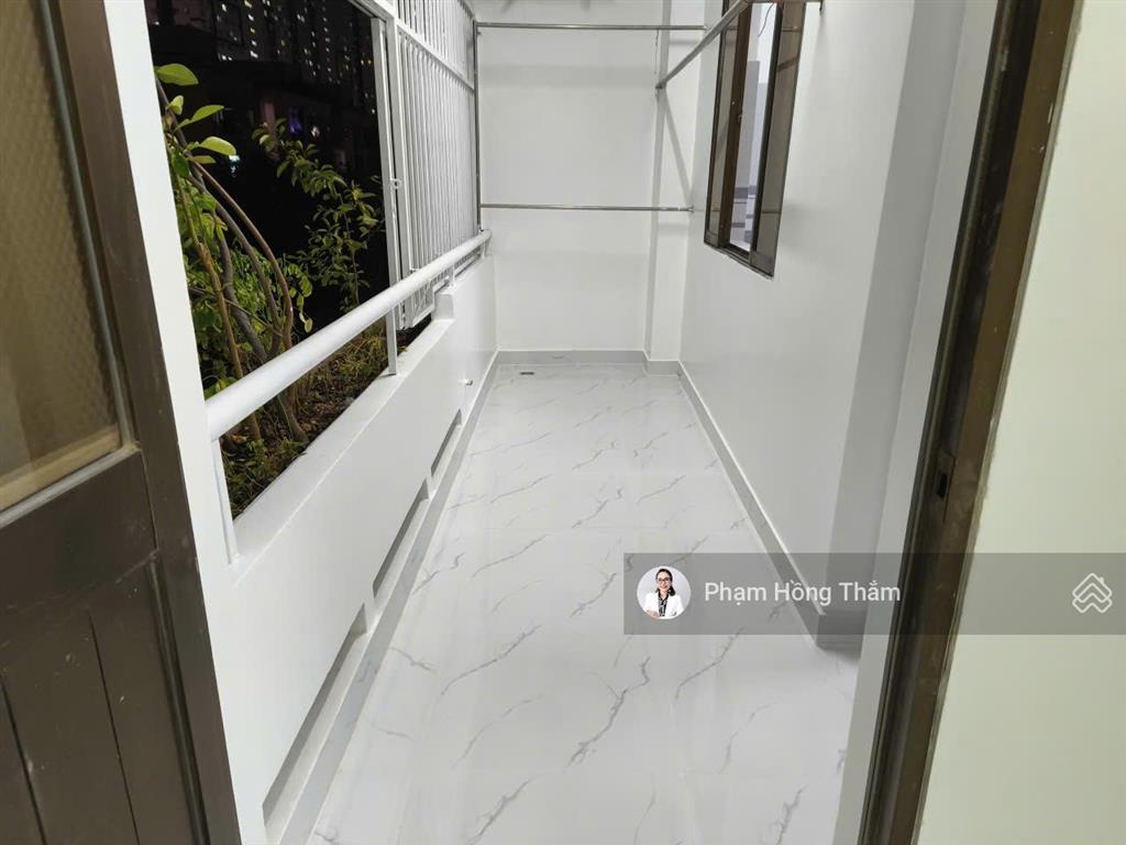 Bán gấp căn hộ cc đồng diều, dt 61m2, 2pn, 1wc, nhà đẹp, sổ hồng, giá 2.75 tỷ.  0933 888 *** thắm