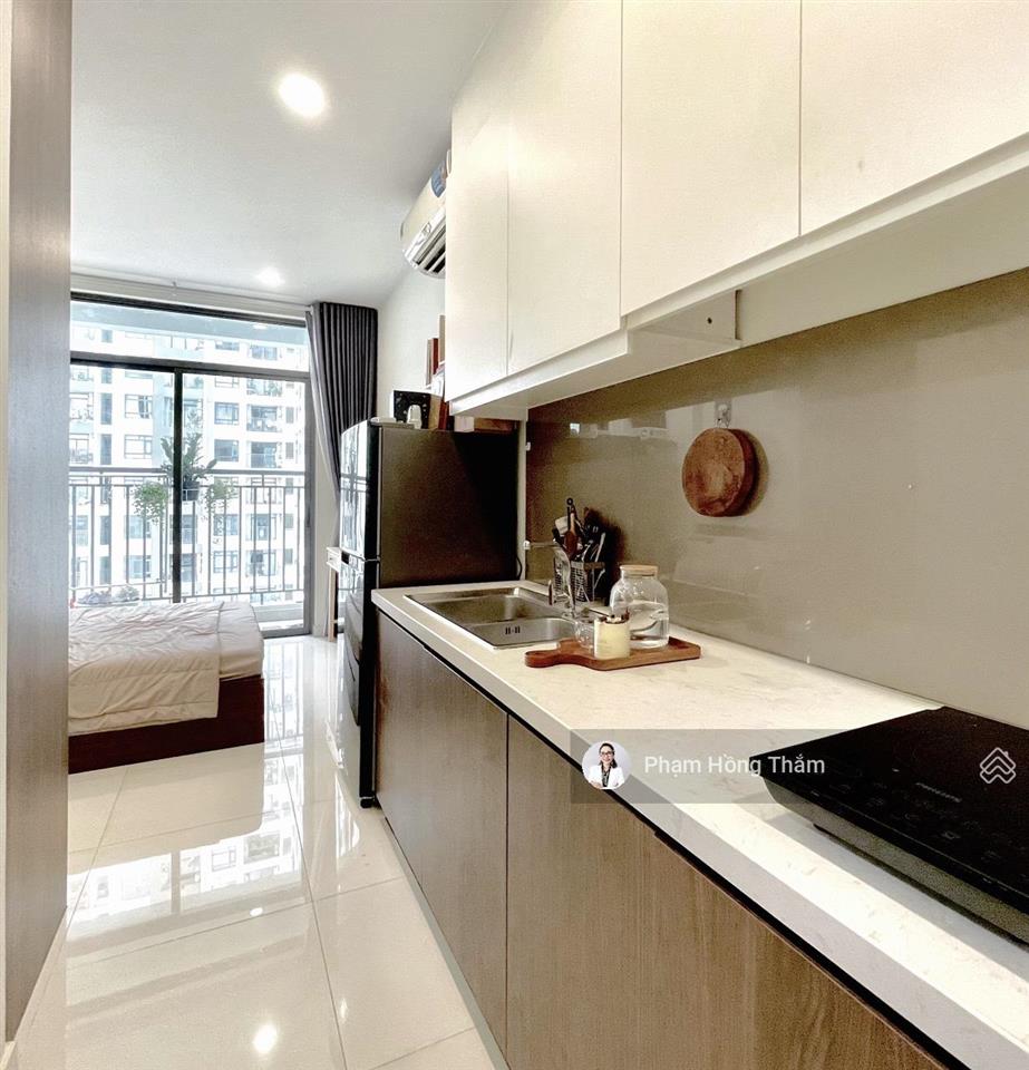 Cho thuê ch central premium, dt 31m2, có một số nội thất, giá 7.5 triệu/th.  0933 888 ***  thắm