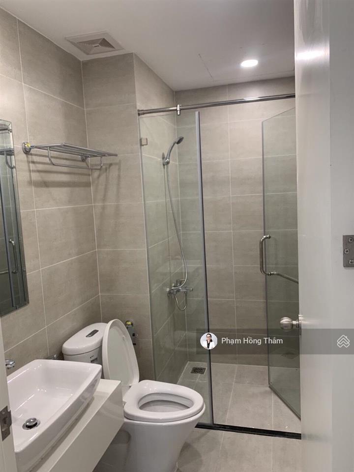 Cho thuê căn hộ central premium, dt 37m2, có nội thất, giá 9 triệu/th.  0933 888 ***  ms thắm